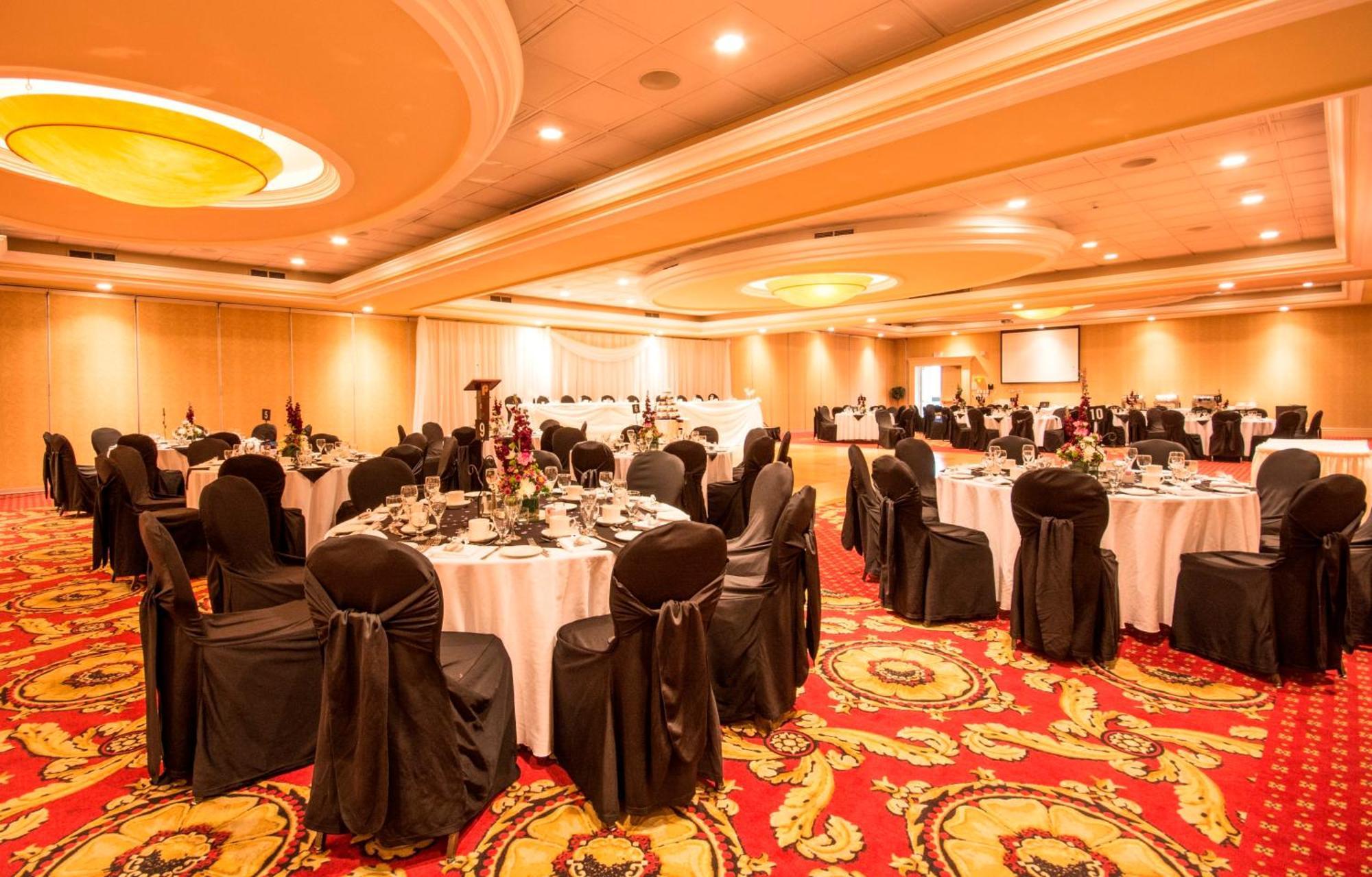 Holiday Inn Hotel & Suites St.Catharines-Niagara By Ihg Sainte-Catherine Exterior foto
